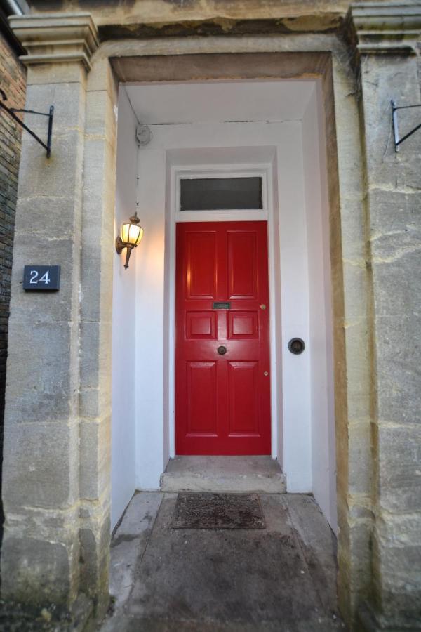 Mayflower 2 Bed Boutique Apartment - Stayseekers Salisbury Bagian luar foto
